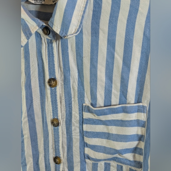 Hollister Blue & White Vertical Striped Oversized Button Down Shirt - S - Picture 4 of 5